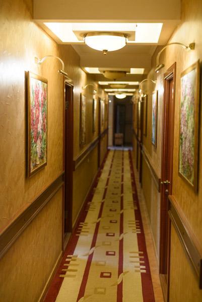 Hotel-Restaurant Lyube Plus Khmelʼnytsʼkyy Bagian luar foto
